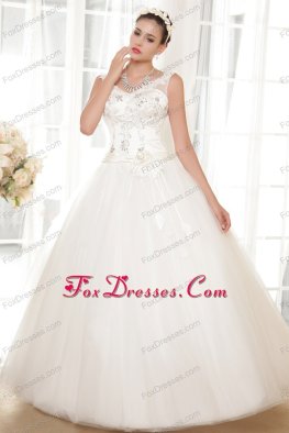 Simple Wedding Dress 2013 A-line V-neck Appliques Designer Simple Wedding Dress 2013 A-line V-neck Appliques Designer